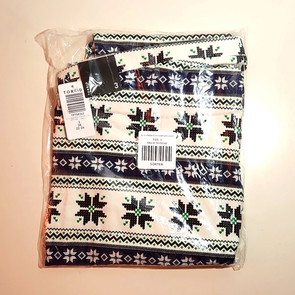 ❤️NWT VINTAGE TORRID LEGGING - FULL LENGTH HIGH RISE POWDERPUFF SNOWFLAKE PRINT - Picture 5 of 12